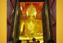 วัดพนัญเชิงวรวิหาร