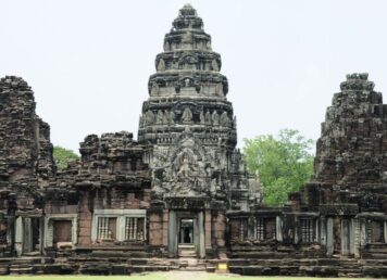 ปราสาทหินพิมาย จ. นครราชสีมา พื้นที่ใกล้เคียง ศรีจนาศะ เดิม