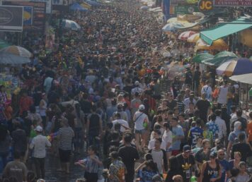 กำเนิดถนนข้าวสาร