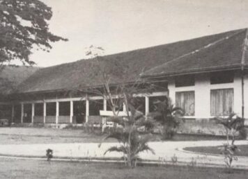 โรงเรียนอนุบาลละอออุทิศ