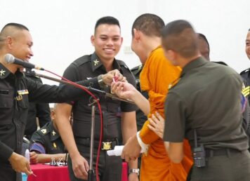 เกณฑ์ทหารแบบสมัยใหม่ เกณฑ์ทหาร ใบดำ ใบแดง กองทัพไทย
