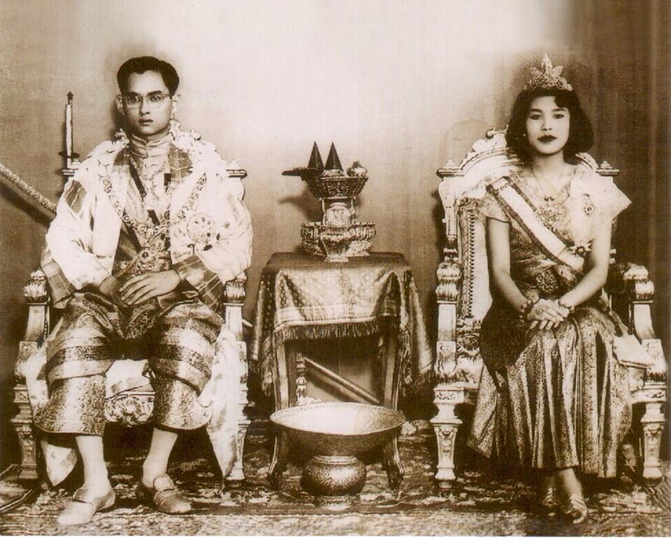 พระราชพิธีราชาภิเษกสมรส สมเด็จพระเจ้าอยู่หัว (รัชกาลที่ 9) และ สมเด็จพระราชินีสิริกิติ์