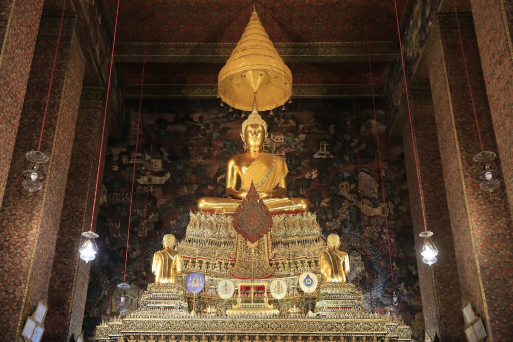 พระพุทธเทวปฏิมากร พระประธาน วัดพระเชตุพน วัดโพธิ์