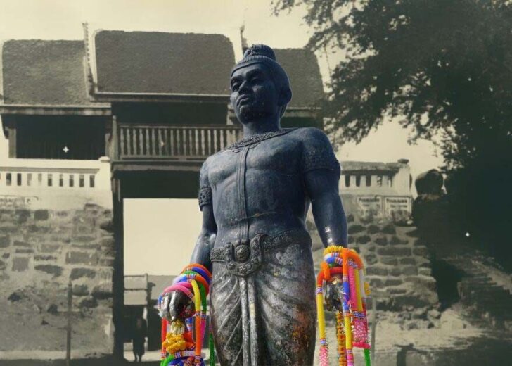 “เมืองราด” ของพ่อขุนผาเมือง อยู่ที่ไหน? จากทัศนะของ “จิตร ภูมิศักดิ์” เมืองราด อนุสาวรีย์ พ่อขุนผาเมือง สี่แยกพ่อขุน อ. หล่มสัก ประกอบเรื่อง เมืองราดอยู่ไหน