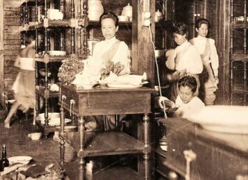 พระอรรคชายาเธอ พระองค์เจ้าสายสวลีภิรมย์ฯ ประกอบ ทำ อาหาร อาหาร ชาววัง ฝ่ายใน วังหลวง อาหารชาววัง ไม่ได้เน้นรสหวาน