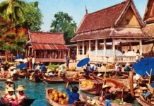 ตลาดน้ำวัดไทร บางขุนเทียน ตลาด ตลาดน้ำ ที่ วัดไทร มี เรือ เรือพาย ขาย ของ
