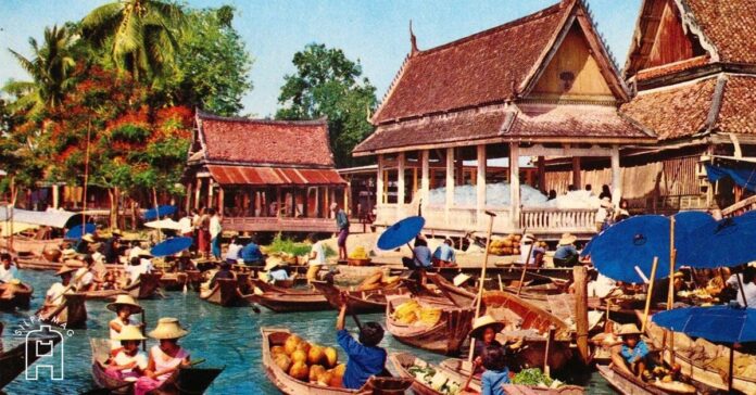 ตลาดน้ำวัดไทร บางขุนเทียน ตลาด ตลาดน้ำ ที่ วัดไทร มี เรือ เรือพาย ขาย ของ