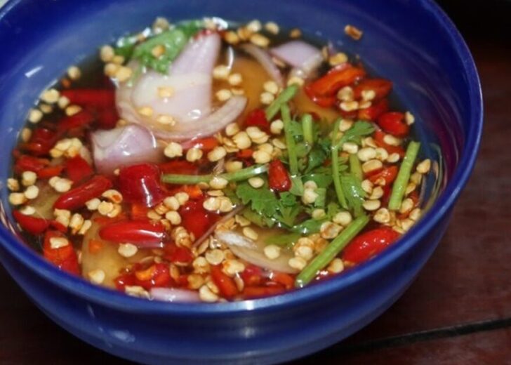 “น้ำปลา” เครื่องปรุงรสเก่าแก่ในประวัติศาสตร์ไทย ปรากฏครั้งแรกเมื่อไหร่ น้ำปลาพริก เครื่องปรุง พริก น้ำปลา น้ำปลา เครื่องปรุง