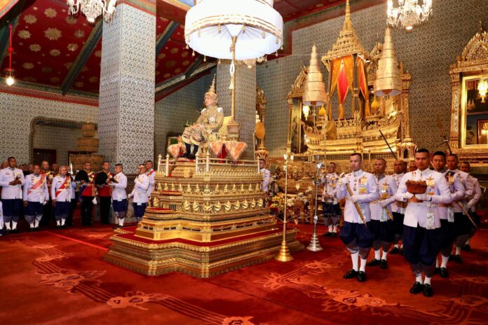 รัชกาลที่ 10 พระราชพิธีบรมราชาภิเษก หมู่พระมหามณเฑียร