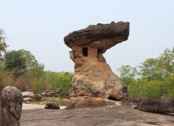 อุทยานประวัติศาสตร์ภูพระบาท อุดรธานี ที่ตั้ง พระบาทบัวบก บ้านเชียงและภูพระบาท