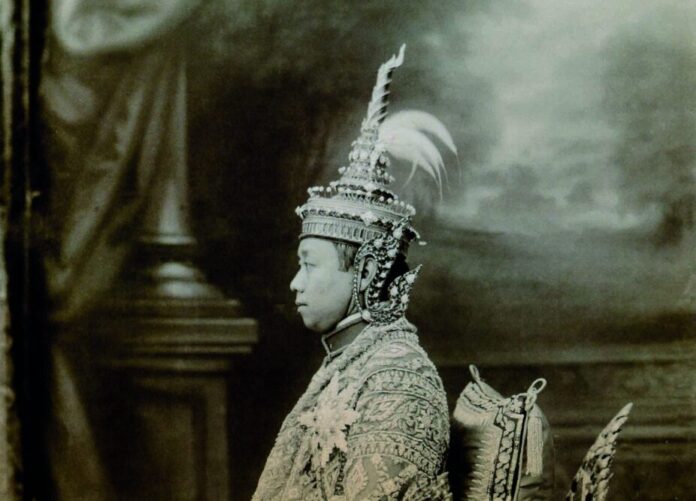 รัชกาลที่ 6 พระชฎา ๕ ยอด