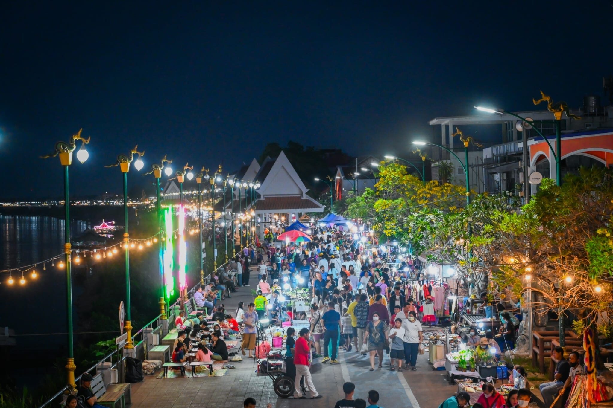ถนนคนเดิน จ. หนองคาย