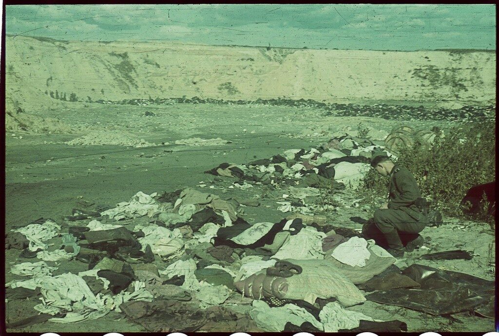 บาบิน ยาร์ หุบเขา เมืองคีฟ ยูเครน สถานที่ ฆ่าล้างเผ่าพันธุ์ ชาวยิว ปี 1941