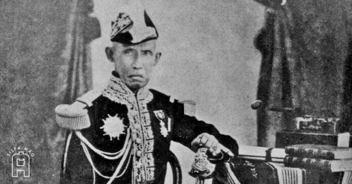 พระบาทสมเด็จพระปิ่นเกล้าเจ้าอยู่หัว พระปิ่นเกล้า ในชุด ทหารเรือ เจ้าฟ้ากรมขุนอิศเรศรังสรรค์