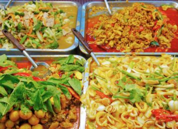 ข้าวราดแกง ข้าวราดแกง-แกงราดข้าว