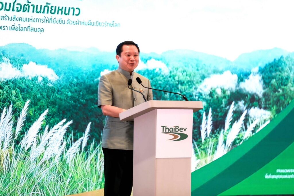 นายฐาปน สิริวัฒนภักดี ประธานเจ้าหน้าที่บริหาร บริษัท ไทยเบฟเวอเรจ จำกัด (มหาชน)