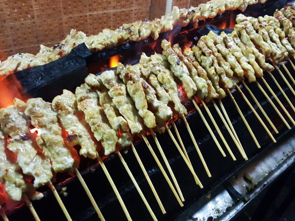 หมูสะเต๊ะ ชองกี่ ตรอกโรงหมู เยาวราช
