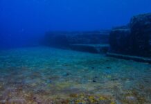 เกาะโยนากุนิ ประเทศญี่ปุ่น