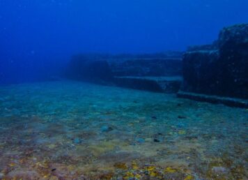 เกาะโยนากุนิ ประเทศญี่ปุ่น