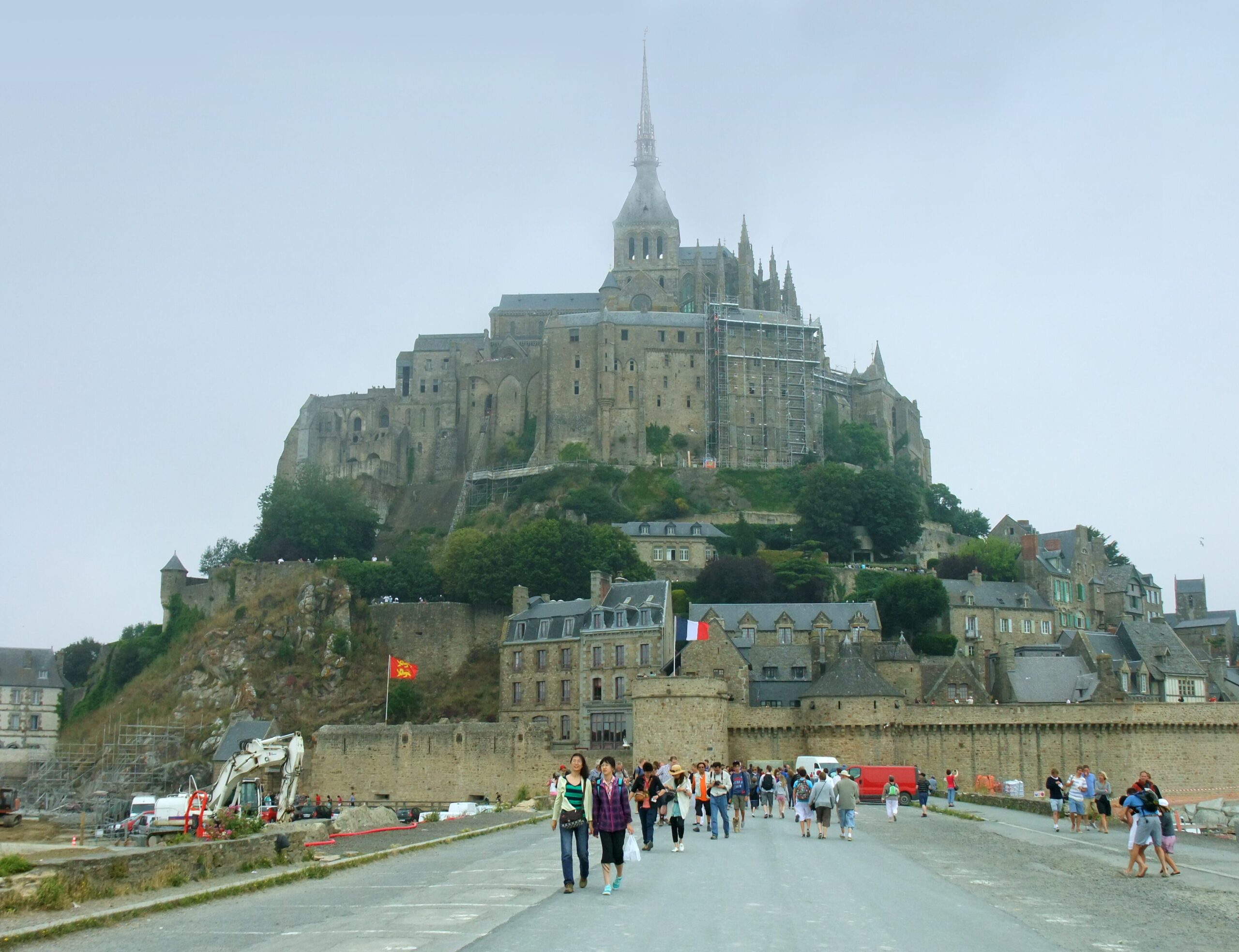 มง-แซง-มิแชล (Mont-Saint-Michel)