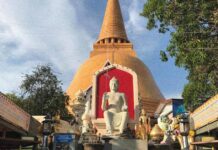 วัดพระปฐมเจดีย์ ราชวรมหาวิหาร พระศิลาขาว