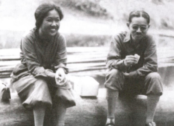 สมเด็จพระนางเจ้ารำไพพรรณี พระบาทสมเด็จพระปกเกล้าเจ้าอยู่หัว รัชกาลที่ 7 เข้าไปตายก็ไม่เป็นไร ต้องมีศักดิ์ศรีมีสัจจะ
