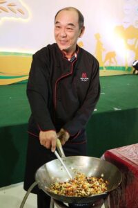 เฮียจก สมชาย ตั้งสินพูลชัย เจ้าของร้านจกโต๊ะเดียว ชิมประวัติศาสตร์ เยาวราชครบรส
