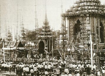 พระเมรุมณฑป ผู้คน ร่วมงานศพ สมัย รัชกาลที่ 5