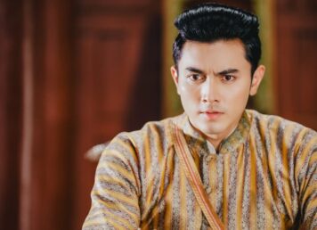 หลวงทุกขราษฎร์ รับบทโดย ภณ จากละคร คุณพี่เจ้าขาดิฉันเป็นห่านมิใช่หงส์