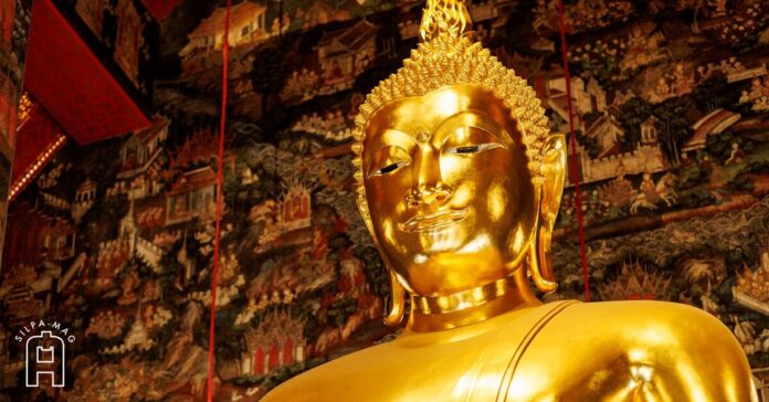 พระศรีศากยมุนี พระประธานในพระวิหารหลวง วัดสุทัศนเทพวราราม