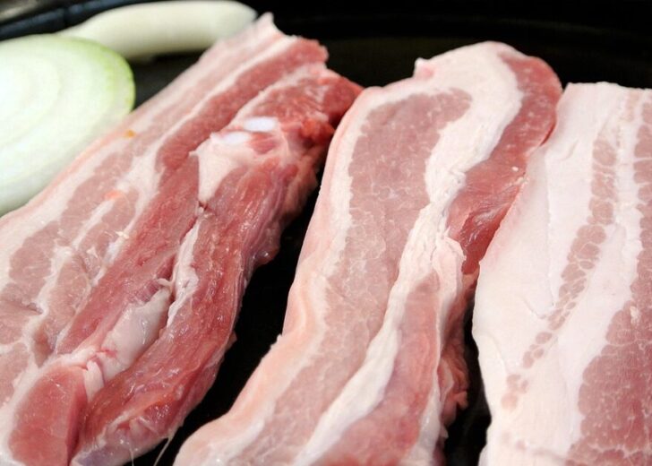 หมูสามชั้น ประกอบเรื่อง ข้อควรสังเกต การประกอบอาหารตำรา ท่านผู้หญิงกลีบ มหิธร