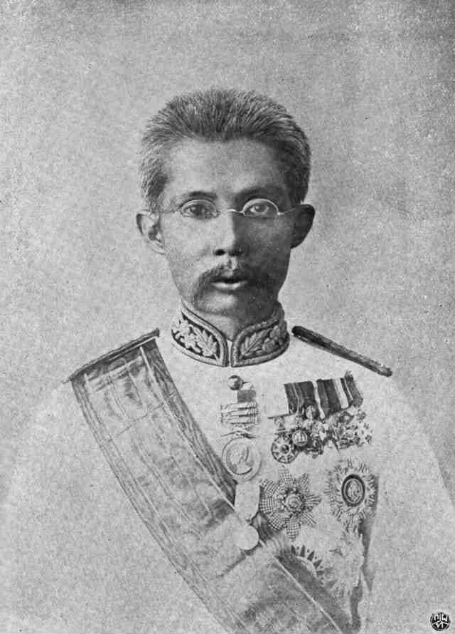 พระเจ้าน้องยาเธอ กรมหลวงพิชิตปรีชากร ข้าหลวง มณฑลลาว พื้นที่อีสาน