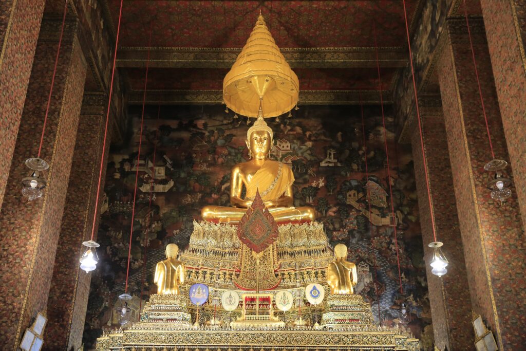 พระพุทธเทวปฏิมากร วัดโพธิ์ พระประธานในพระอุโบสถ