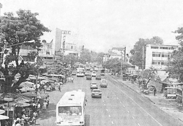 ร้านแซบอีหลี อาหารอีสาน