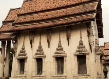วัดร้างในบางกอก