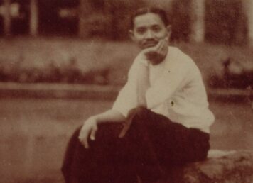 พระบาทสมเด็จพระปกเกล้าเจ้าอยู่หัว รัชกาลที่ 7 ประกอบเรื่อง ยูนิเวอร์ซิตี้ คำติดพระโอษฐ์รัชกาลที่ 7