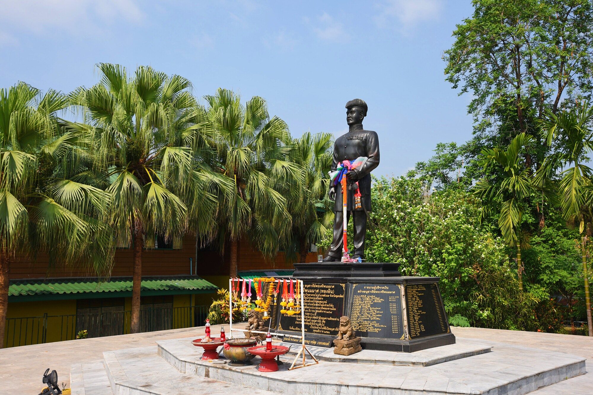 พระศรีพนมมาศ (ทองอิน)