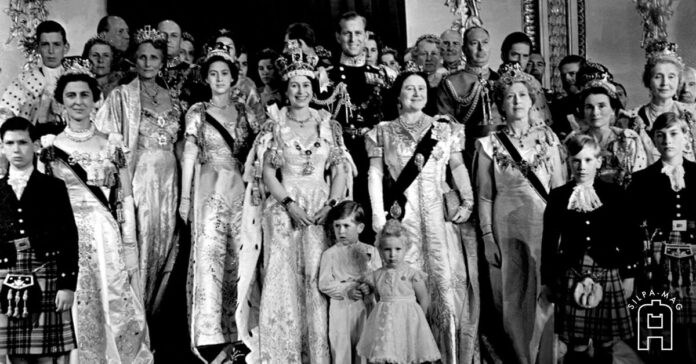 พระราชพิธีบรมราชาภิเษก สมเด็จพระราชินีนาถเอลิซาเบธที่ 2
