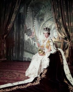 พระราชพิธีบรมราชาภิเษก สมเด็จพระราชินีนาถเอลิซาเบธที่ 2