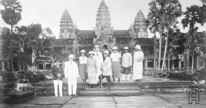 กรมดำรง เสด็จเยือนนครวัด
