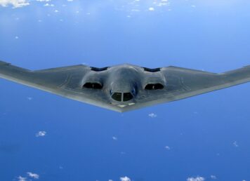 เครื่องบินล่องหนสเตลธ์ รุ่น B-2 Spirit
