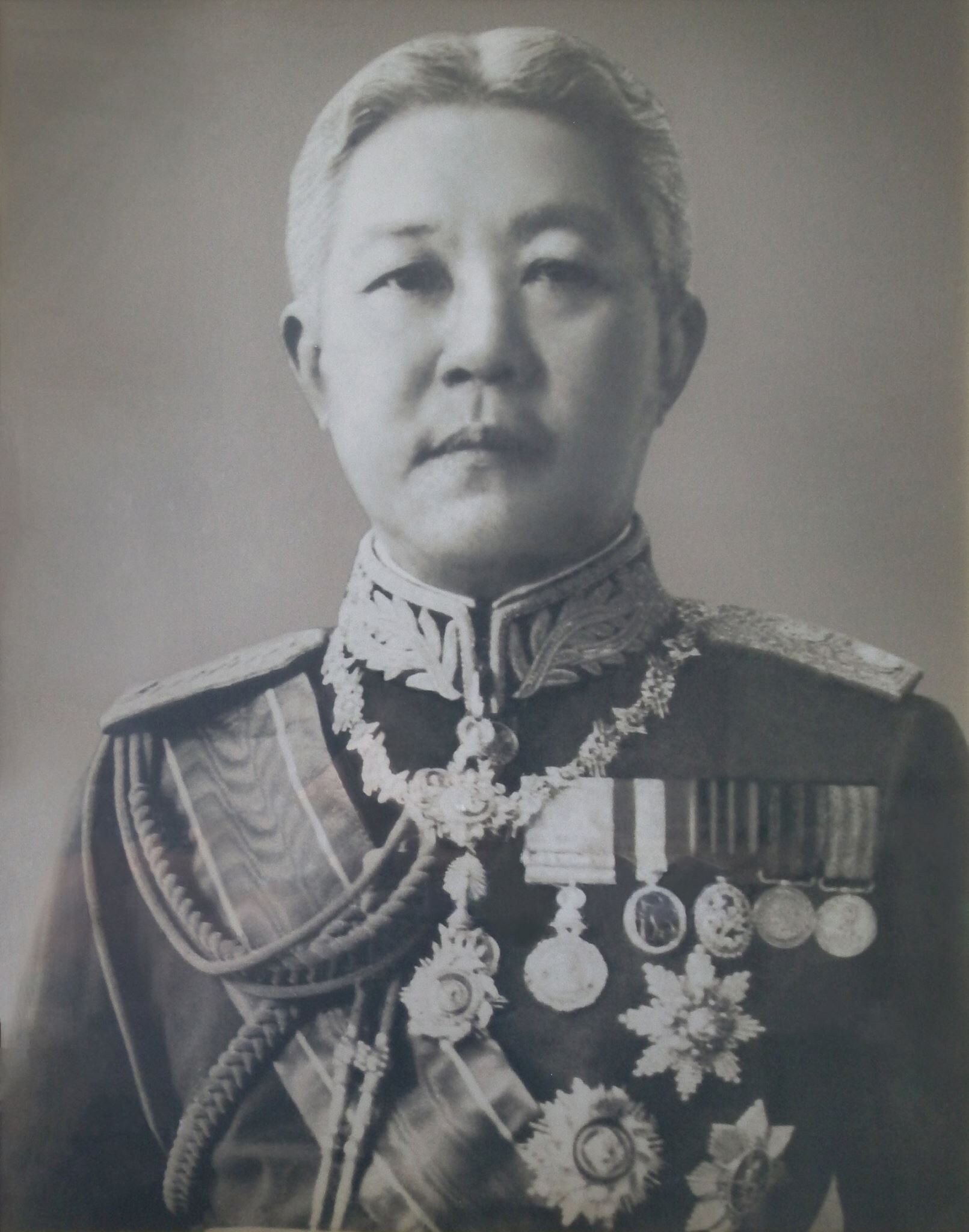พระเจ้าบรมวงศ์เธอ กรมพระจันทบุรีนฤนาถ เครือญาติ เจ๊สัวยิ้ม และ พระยาโชฎึกราชเศรษฐีคนสุดท้าย