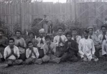 ผู้ต้องหา นักโทษในอดีต หน้า ศาลเมืองเชียงใหม่ นักโทษสยาม