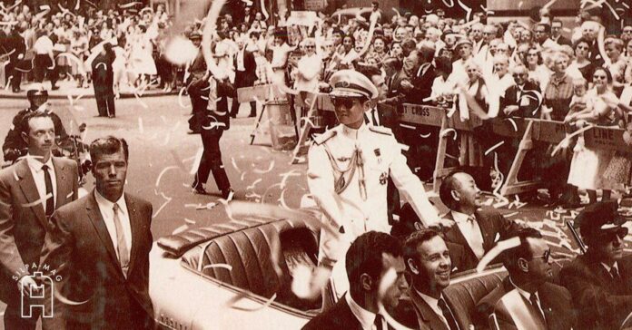 Cover photo ประชาชน รับเสด็จรัชกาลที่ 9 ถนนโลเวอร์บรอดเวย์ นครนิวยอร์ก 5 กรกฎาคม 1960