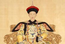 จักรพรรดิเฉียนหลง ประกอบ พระกระยาหารเย็นของจักรพรรดิเฉียนหลง 2 วันก่อนสวรรคต