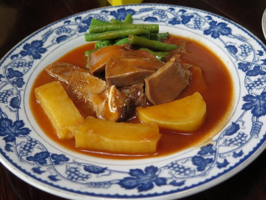 สตูลิ้นหมู มิ่งหลี หน้าพระลาน ร้านกุ๊กช็อป
