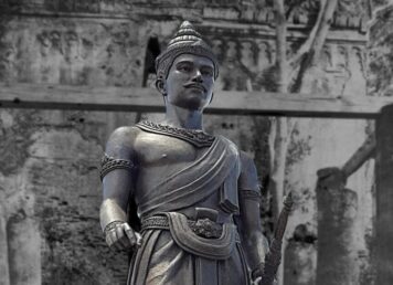 อนุสาวรีย์ พ่อขุนศรีอินทราทิตย์ พ่อขุนบางกลางหาว ประกอบเรื่อง พ่อขุนผาเมือง มอบ สุโขทัย ศรีสัชนาลัย