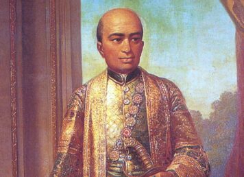 พระบาทสมเด็จพระพุทธเลิศหล้านภาลัย รัชกาลที่ 2 ประกอบเรื่อง เจ้าจอมมารดาอำภา ผู้ผ่าน ประเพณีการรัดเท้า พระราชโอรสชั้นเจ้าฟ้าในรัชกาลที่ 2