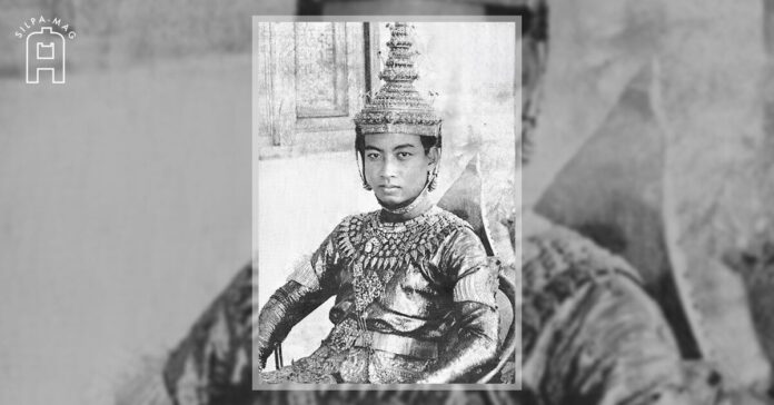 พระบาทสมเด็จพระนโรดม สีหนุ พระมหากษัตริย์กัมพูชา ประกอบเรื่อง เอกราชของกัมพูชา กษัตริย์สีหนุ
