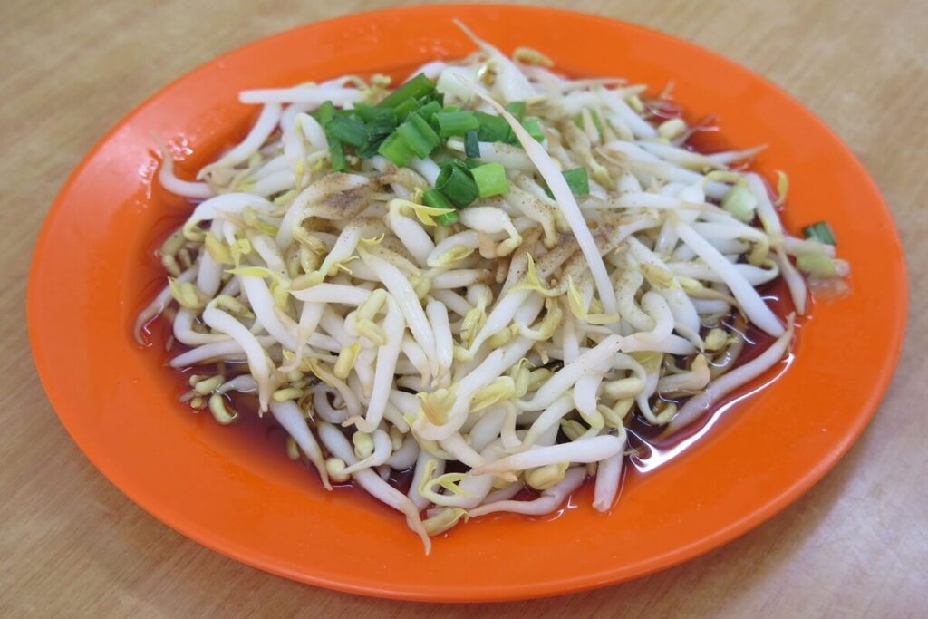 ถั่วงอก ผัดถั่วงอกเสวย
